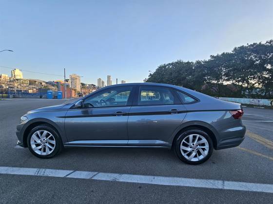 VOLKSWAGEN JETTA 1.4 250 TSI TOTAL FLEX COMFORTLINE TIPTRONIC VOLKSWAGEN JETTA 1.4 250 TSI TOTAL FLEX COMFORTLINE TIPTRONIC